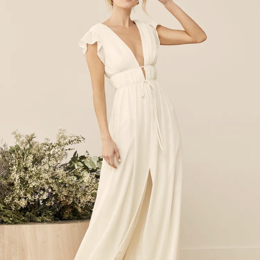 Lulu's I'm All Yours Maxi Dress in Cream Size M